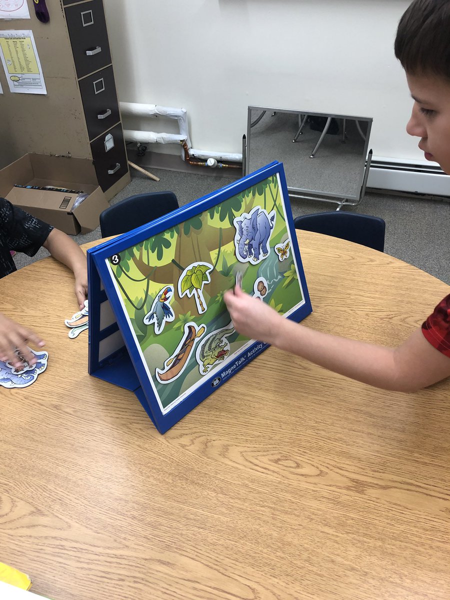 LDelGuercio's tweet image. Barrier games are a great way to work on giving detailed directions using spatial concepts as well as improving listening skills to execute those directions! #speechtherapyisfun #expressivelanguage @CMS4Learning