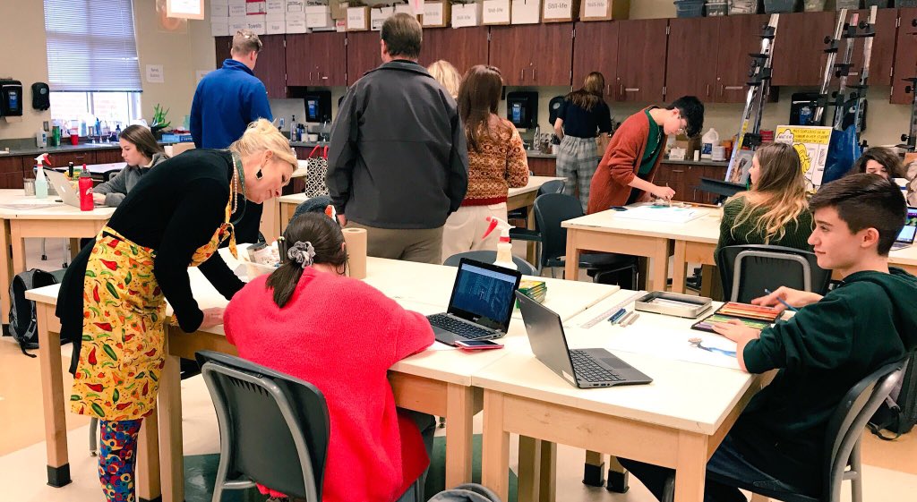 JanuaryRowe's tweet photo. We really enjoyed getting to watch Mrs. Seay (@seayart) today on our @ProsperHS #JETwalk! It’s so awesome to get to watch other teachers from other disciplines in action. 👏🏼 https://t.co/BhCIXqY6QJ