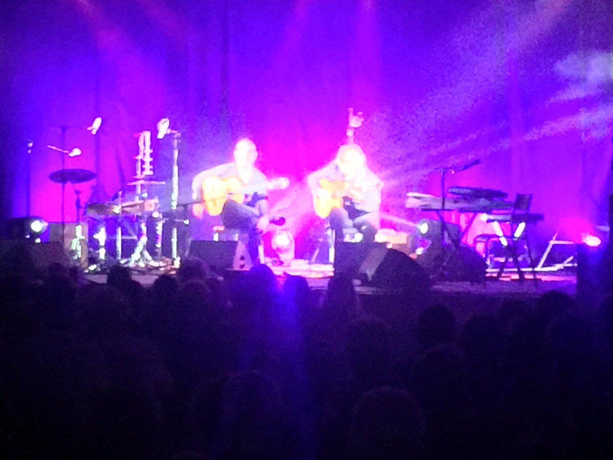 Concert chant de #Noel #ChateauGombert #13013 avec <a href="/G_Tranchida/">Geneviève Tranchida ☀️</a> à l’initiative du <a href="/departement13/">Département des Bouches-du-Rhône</a> et avec le concours du <a href="/RoudeletFelibre/">Roudelet Felibren</a> hommage à nos compatriotes de #Strasbourg