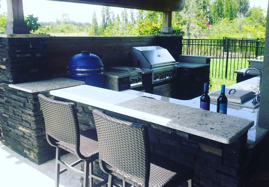 mcpoolsfl's tweet photo. Custom Outdoor Kitchens #lakewoodranch #outdoorkitchen #grillout #captiva #palmetto #parrish #mcpools 
Service Area - Manatee County 
https://t.co/4itAurNOEY https://t.co/LR1j5YZMvN