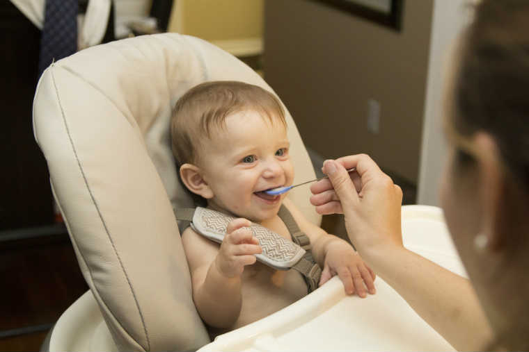 Breast feeding is the only initial food for baby but at particular age your baby’s body needs solid food to eat. Start with only one ingredient food and after that offer him or her with combination.
foodinehub.com
#food #deliciousfood #babyfood #HealthyEating #healthy