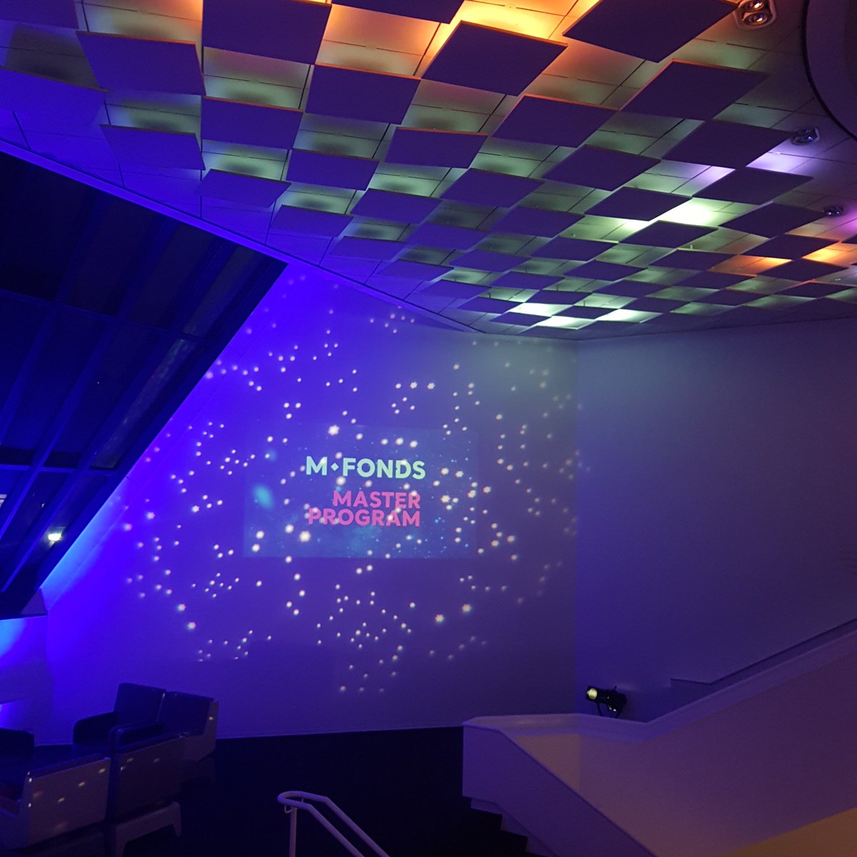 Another day at the office: productie doen bij de kerstontvangst voor de sponsoren van het Muziekgebouw. #lovemyjob #productiecoördinator