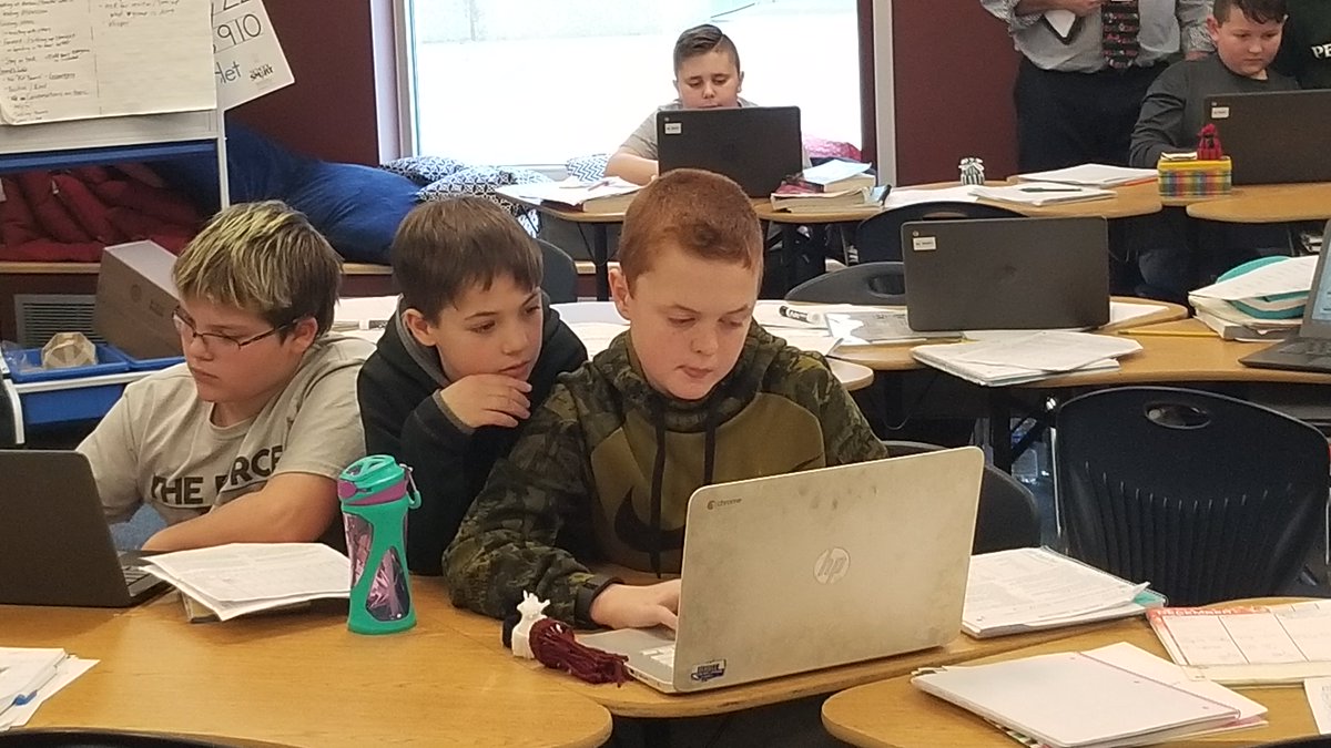 SCSmith1027's tweet photo. Great day at Liberty, watching students working together to colonize America. Thank You, teachers, Zimmerman-Luptak-Dahmus #learnbps @RocketReaders @AliviaWamboldt https://t.co/rd8E6irCmV
