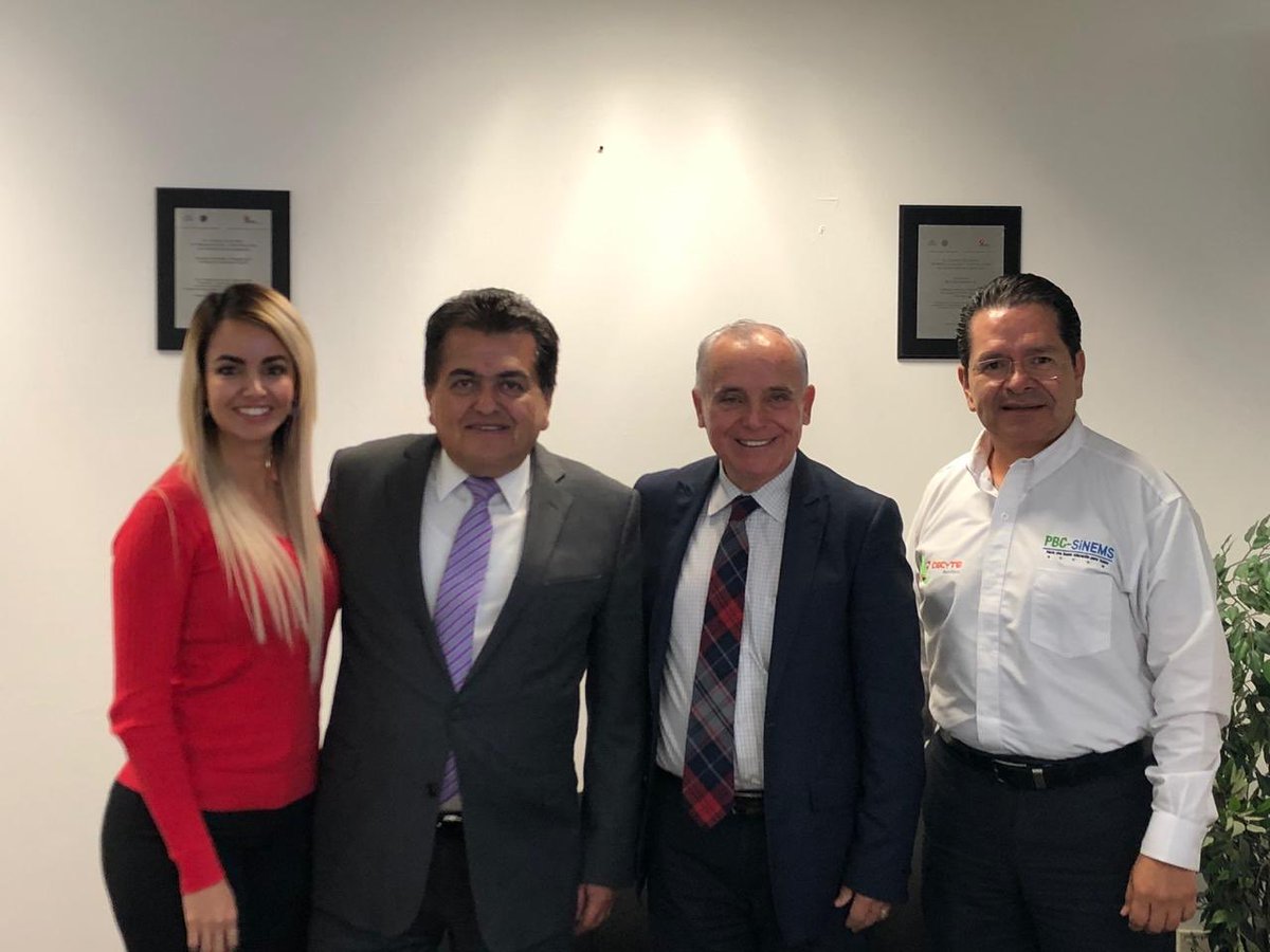 Asisto a la Coordinación Nacional de CECyTE con el Dr. <a href="/ENRIQUEMACEDO/">Dr. Enrique Macedo O</a> para la gestión de los recursos financieros y para recibir al nuevo Director de <a href="/CECYTEJ_OFICIAL/">Cecitec</a> Ing. Braulio Vázquez. ¡Bienvenido!