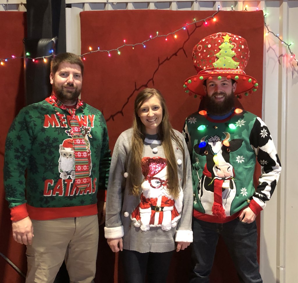 412FBCStudents's tweet photo. We’re ready for tonight, are you?! Ugly sweater party tonight! Pizza, games, prizes, sweaters, maybe some donuts, &amp; definitely some Bible Study! See ya here! #uglierdasweaterdabetter #412weeklyupdate #412forsyth #uglysweaterparty #stumin https://t.co/NBwDAIXoNM