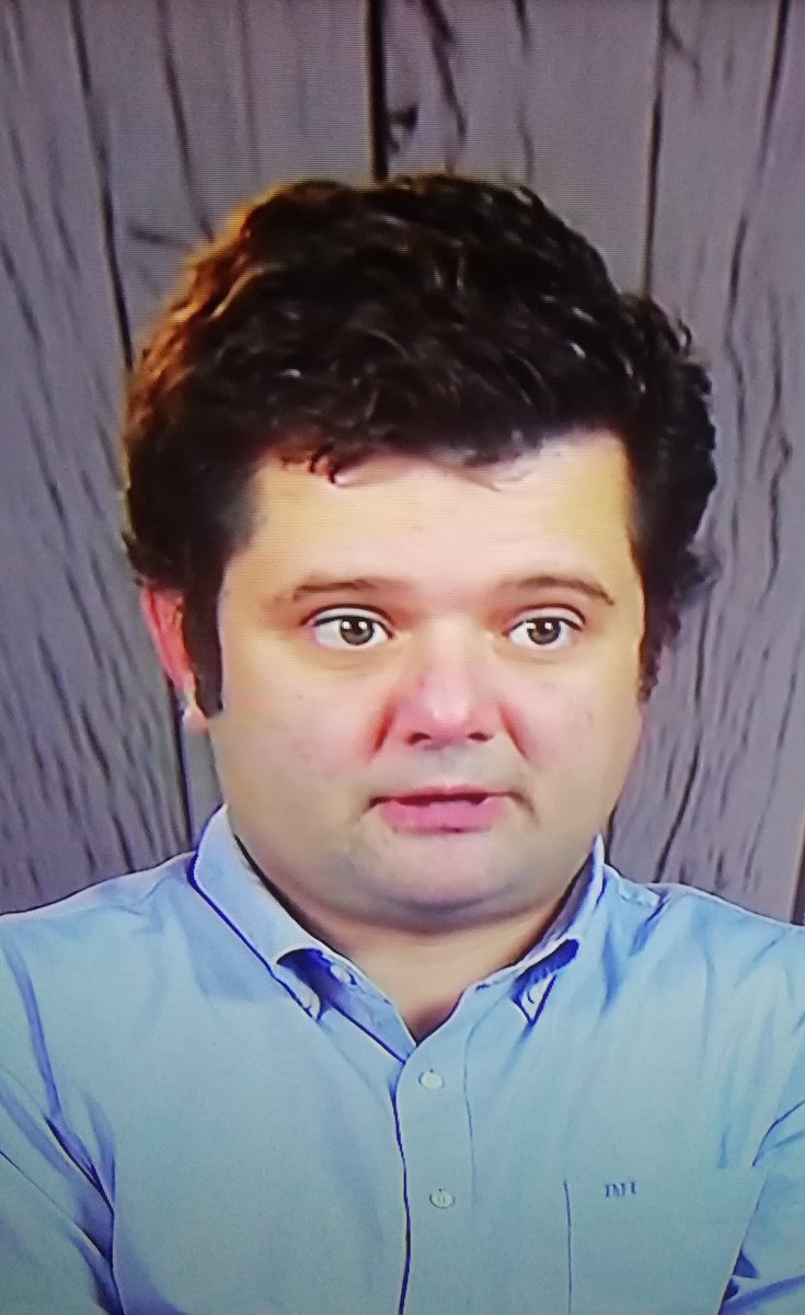 la_buchinsky's tweet photo. Soy un Pichabrava, pero vamos a ver... PAGANDO, NO? O CON TU MANO? #firstdates787 https://t.co/pW24EPjSag