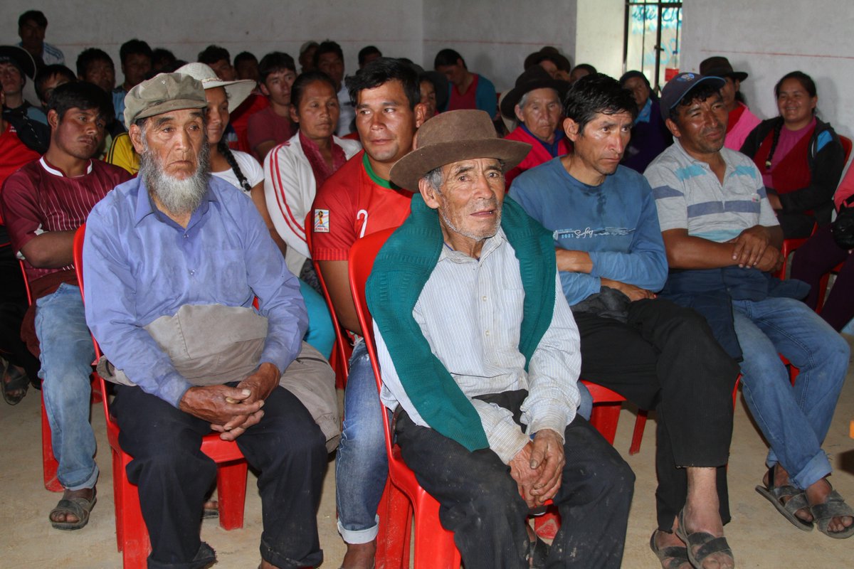 DraApurimac's tweet photo. #DRAApurímac: Agencia Agraria de Abancay en coordinación con #PromociónAgraria capacitan a productores de #Karquequi #SanJoséDeKarquequi #Huanipaca #Abancay https://t.co/0x9lDIISNa