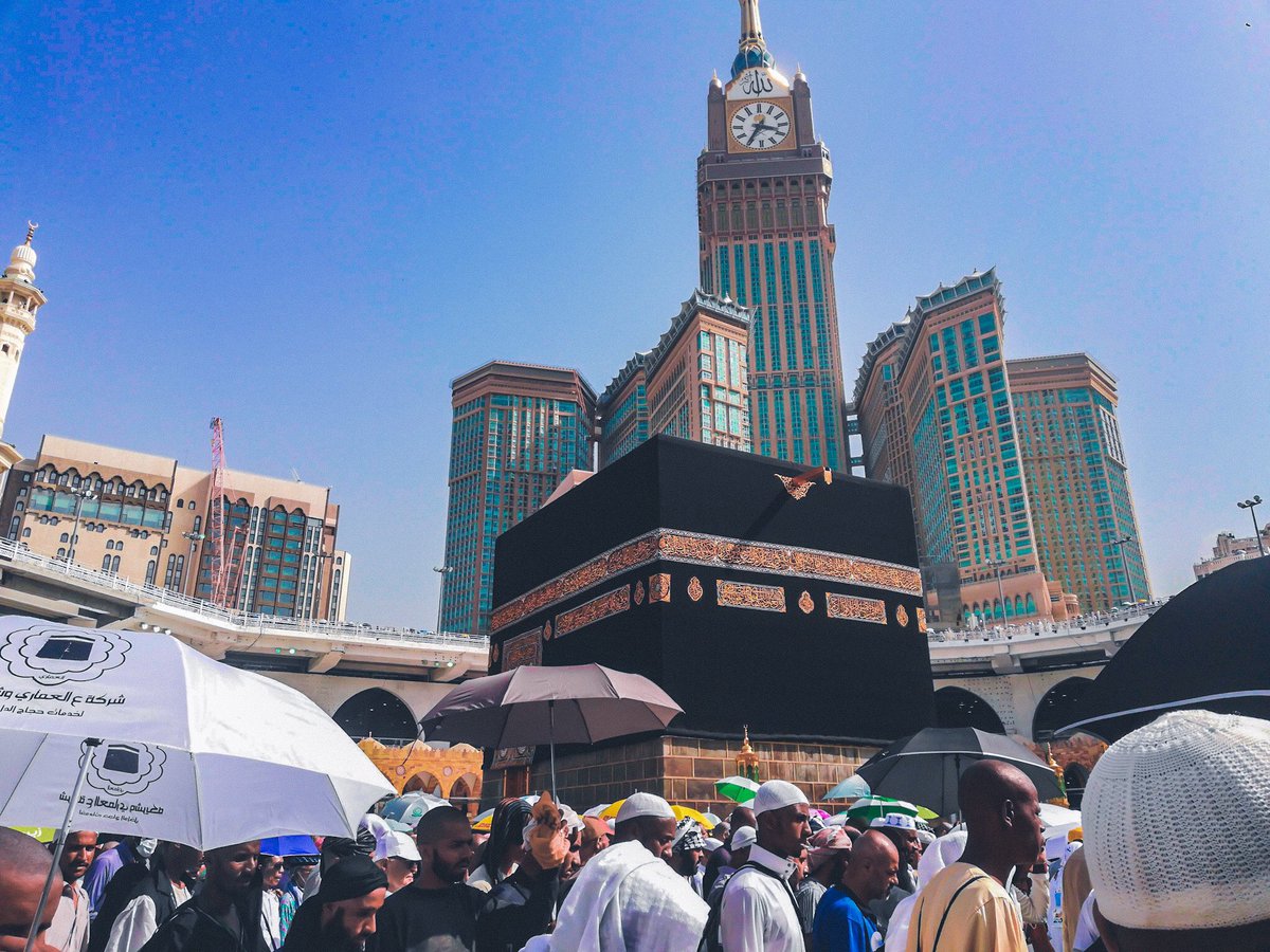 hakimabdullah_'s tweet photo. Nak tahu benda best?!
.
.
.
.
.
.
.
.
.
Sebanyak mana Masjid kamu pernah pergi. Masjid ini akan kamu selalu merindui. https://t.co/FjU0CFLHKf