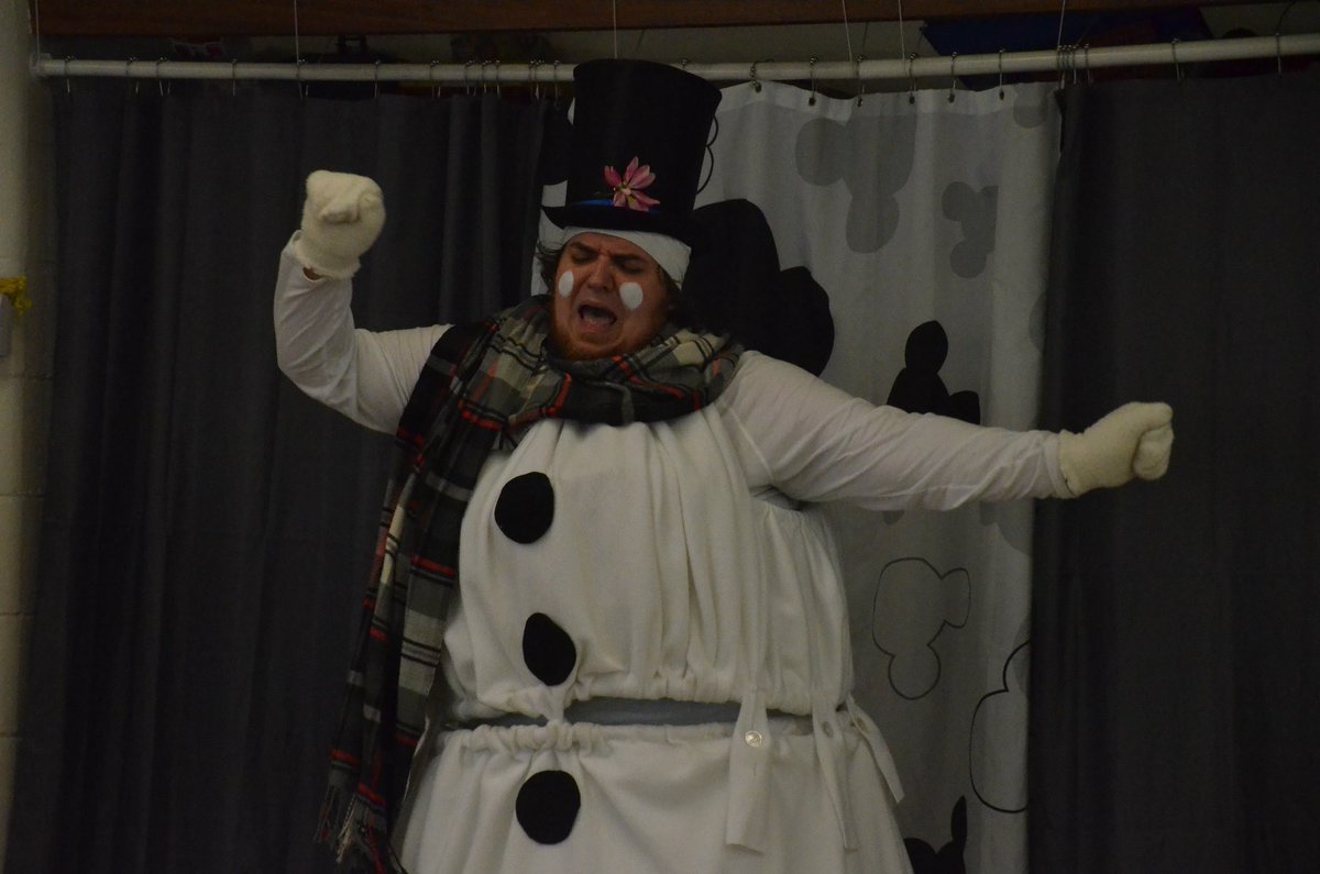 WilderForbes's tweet photo. SLT’s Tour Company, Frosty and Friends, visited @WilderForbes kindergartens and first grades today!We love live theatre! Thank you SLT Integration Program! #slteducation #sltfrosty #slttheatreintegration @WilderSPS @officialSPS @SpringfieldArts @SpfldTheatre https://t.co/SSVelG7T54