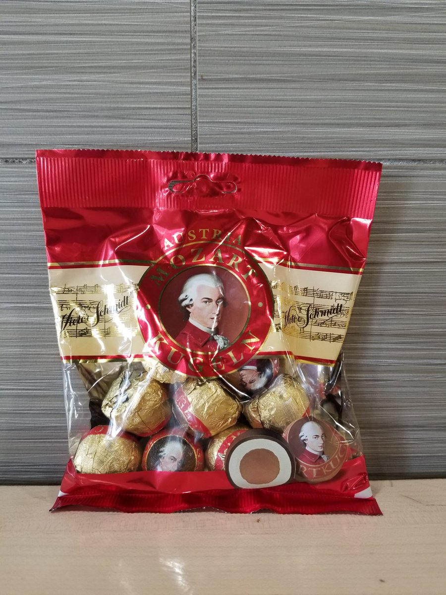 Scarpones_YYC's tweet photo. @Spa_Dude @brewingrealty Thanks Brian! We have lots of packaged chocolates available 😁#theitalianstore https://t.co/qT9NBuX57W