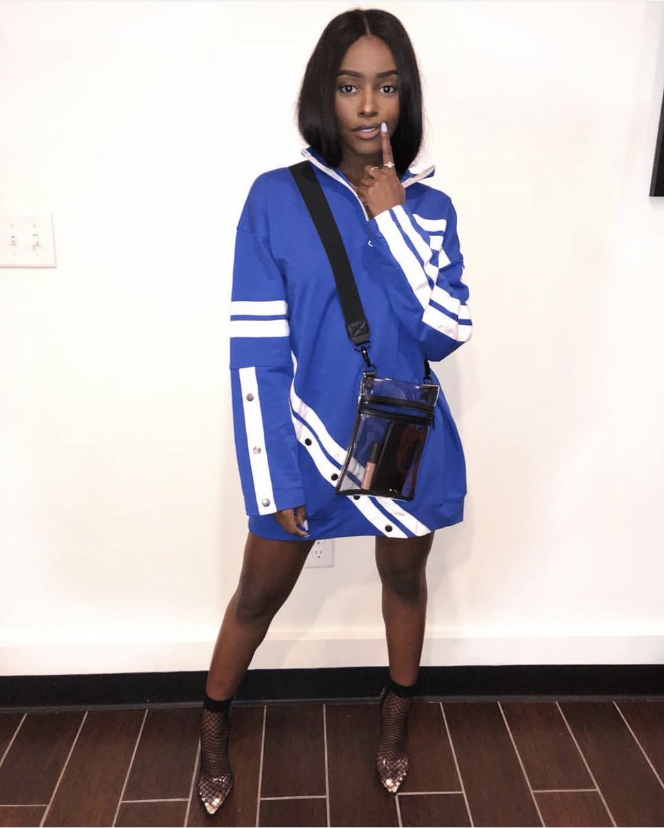 no such thing as too many sweater dresses☝🏼 >>> bit.ly/2BcWuuS