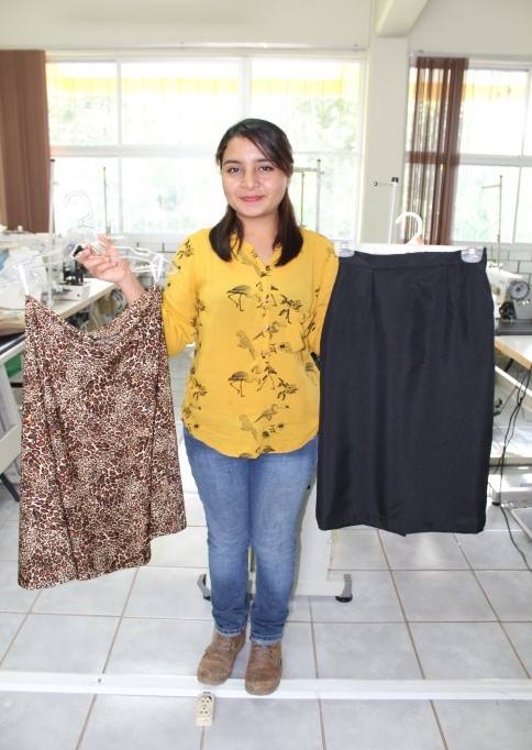 Demostración  de habilidades del grupo de Patronaje y Graduación de la especialidad  de Confección Industrial de Ropa que se imparte en el Plantel Nacajuca  con horario de lunes, miércoles y jueves de 10:00 a 13:00.
 Felicidades 
 #Ifortab #capacitación