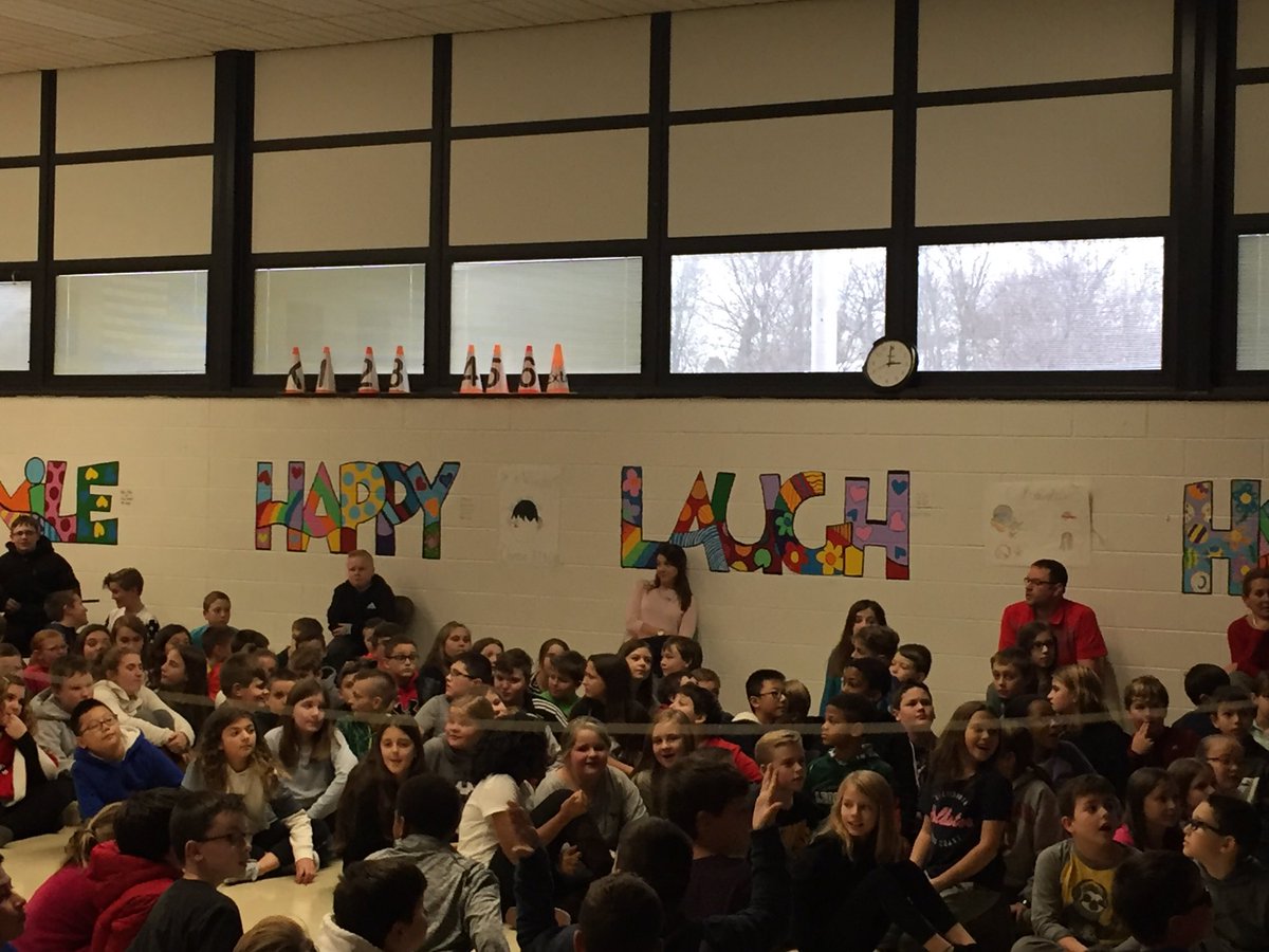 BVARostraver's tweet image. The zoo came to Rostraver Elementary!#radicalreptiles