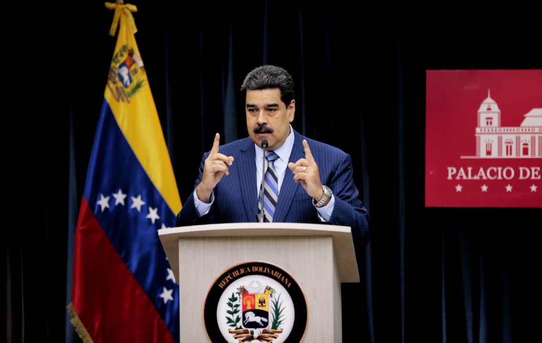 Nicolás Maduro (@NicolasMaduro) on Twitter photo 2018-12-12 21:22:20 Desde la Casa Blanca, John Bolton prepara una conspiración contra el pueblo de Venezuela, pretende llenar de violencia nuestra Patria con la complicidad del gobierno colombiano. Exigimos a los EUA, que cesen en sus campañas desestabilizadoras. ¡Defenderemos la Paz de la Patria! Desde la Casa Blanca, John Bolton prepara una conspiración contra el pueblo de Venezuela, pretende llenar de violencia nuestra Patria con la complicidad del gobierno colombiano. Exigimos a los EUA, que cesen en sus campañas desestabilizadoras. ¡Defenderemos la Paz de la Patria!