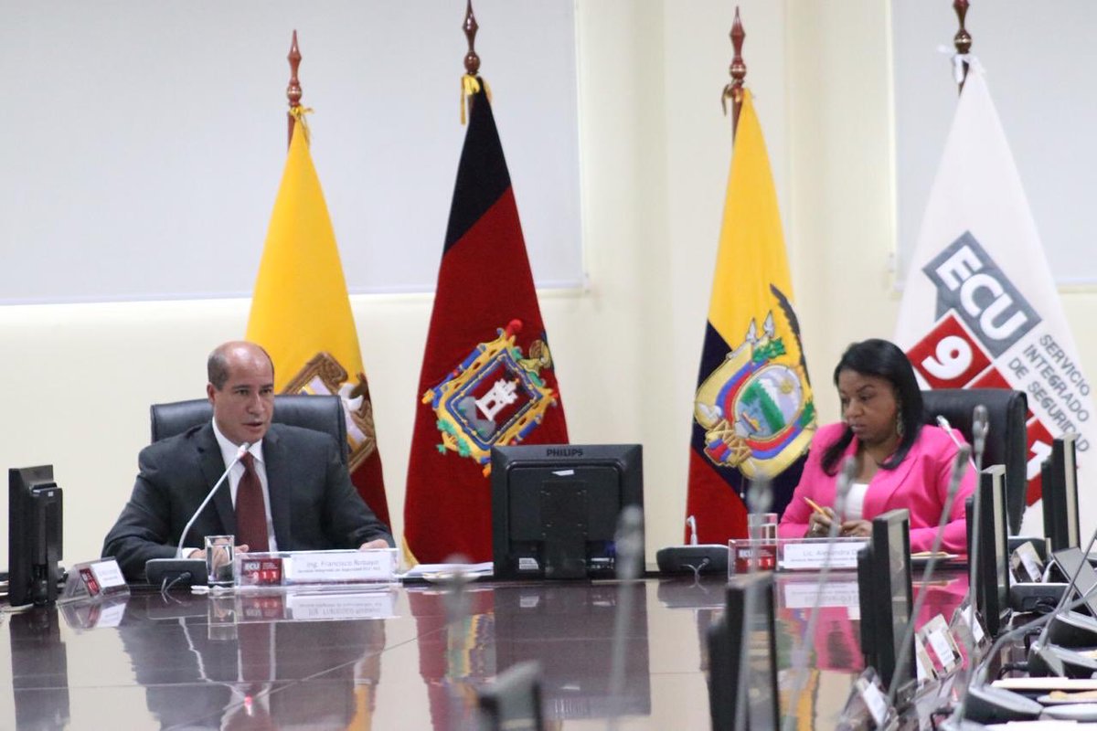 ECU911_'s tweet photo. En este momento se desarrolla el Trigésimo Tercer Comité Intersectorial de Seguridad en el #ECU911 de Quito https://t.co/URsBb2698W