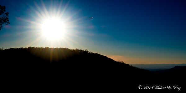 meruiz4photos's tweet image. #shenandoah #nationparks #brilliantSunsets #photography #clicheButBeautiful

Collection: Brilliant Sunsets
