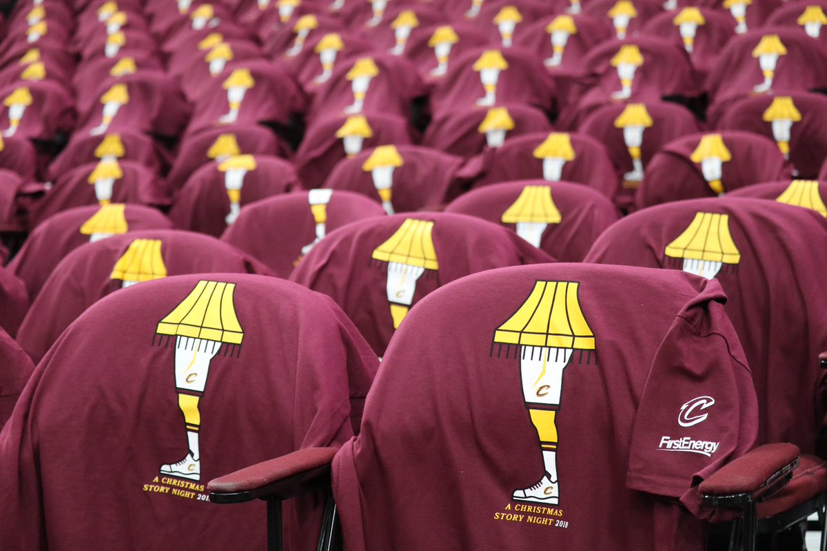 cavs's tweet photo. It's... it's... it's indescribably beautiful! 
Every fan at #CavsKnicks will take home this #MajorAward — A Christmas Story Leg Lamp tee, thanks to @firstenergycorp! 🎄🎁❄️ https://t.co/kXQBQybxtx