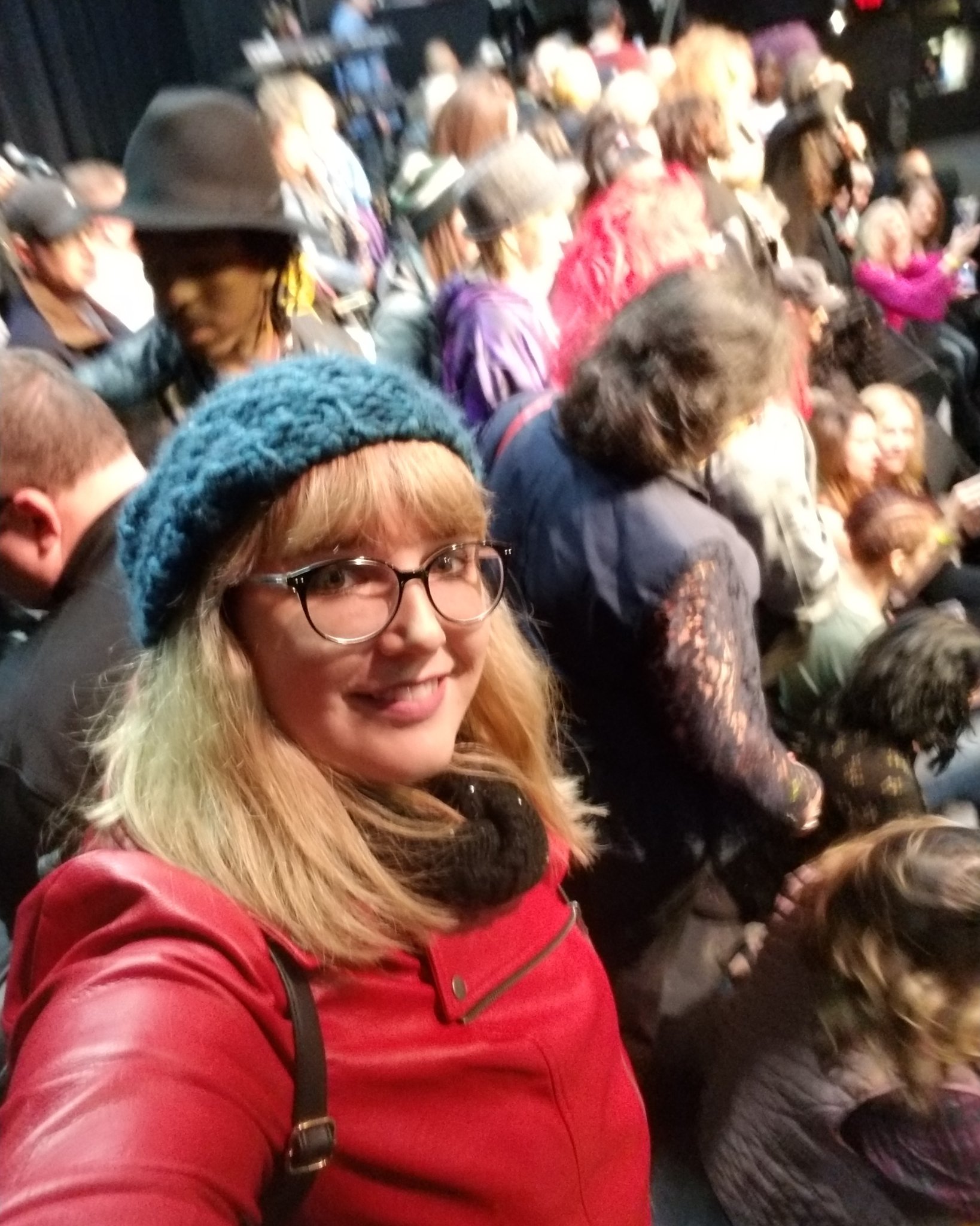 Sheila E invited us all on stage to take a photo. Happy Birthday to us all!! 