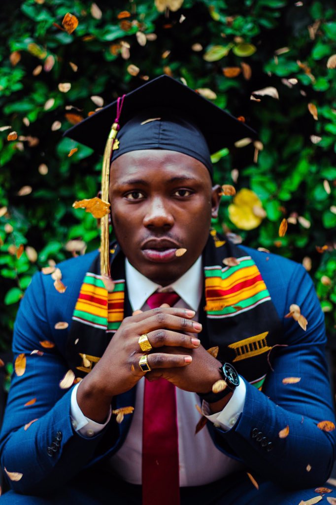 t0biafo's tweet photo. Even when the odds were against me I flipped it around. It took blood, sweat and tears but I finally prevailed. Glory be to God 🙏🏿

   -December 15th, 2PM 🎓🍾
   -Texas State University 
   -B.Sc. in Computer Science 
   -Minor in Mathematics 
   -MAGNA CUM LAUDE📚

#GradSzn  💼 https://t.co/oIhENFRkrO