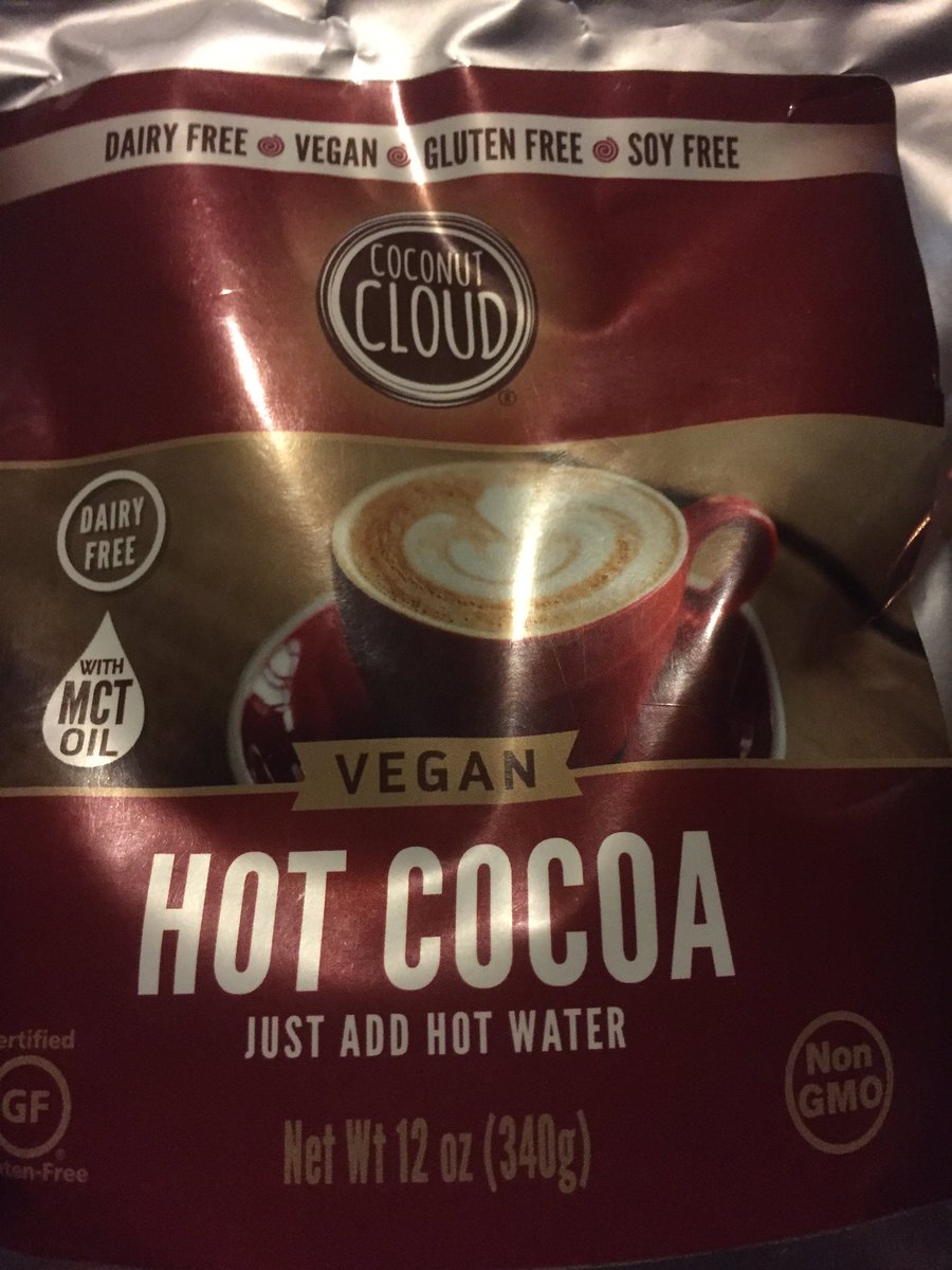 Love this so much and it is vegan!! This is so perfect for this time of the year with the holiday season. #vegan #vegancommunity #veganhotchocolate #vegandrink #veganpost #veganism