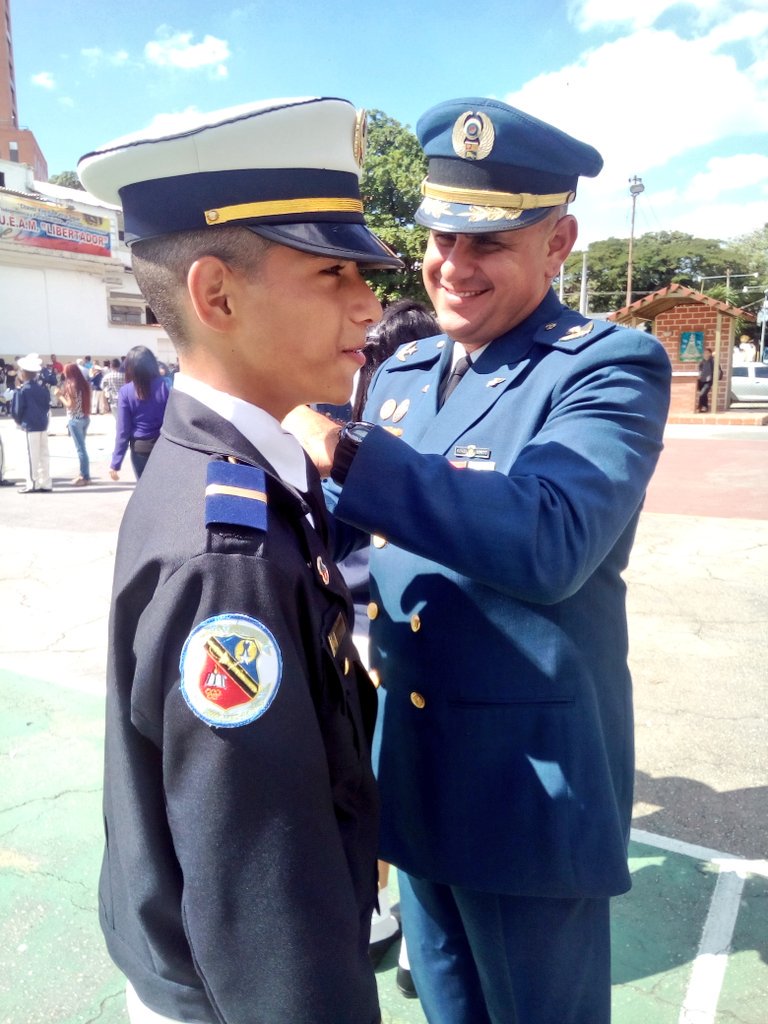 CMDNNA_GIRARDOT tweet media