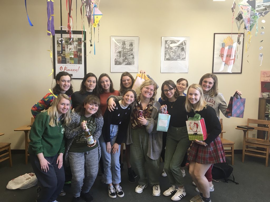 DA_Birdpost's tweet image. Happy holidays from the journalism staff!🎄🌟🤶 Be on the lookout for the December newspaper and broadcast coming soon!!