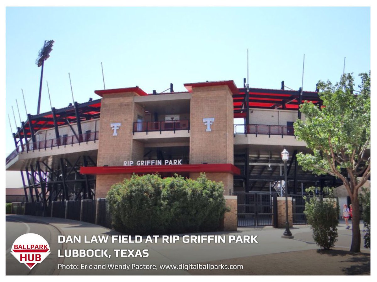 BallparkHub tweet picture