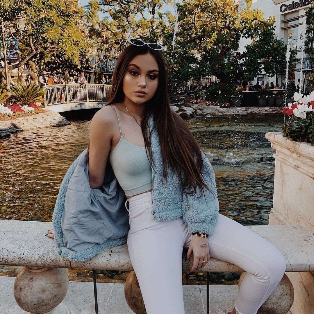 brokestoness's tweet image. 〘Broke Stones〙
✾19 años.
✾Bailarina y modelo.
✾Viejar y leer son mis pasiónes.
✾Heterosexual.
✾Americana.
#FreeRol #sexrol
~rt para más difusión.❤️