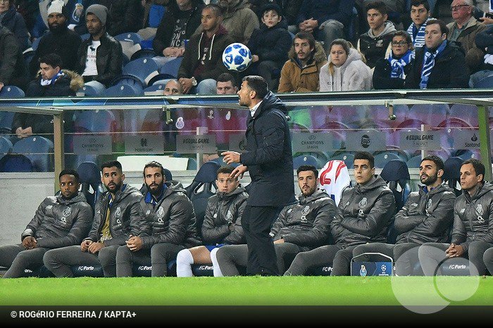 playmaker_PT's tweet photo. ⚠️Pela 1.ª vez na história, a equipa que + pontos conquistou numa edição da ⭐️Champions (grupos) é 🇵🇹portuguesa [16 pts - FC Porto]

🇵🇹Sérgio Conceição está nas duas melhores pontuações de sempre de uma equipa portuguesa na ⭐️Champions:
2018/19 treinador FCP
1996/97 jogador FCP https://t.co/n9LgrHrArv