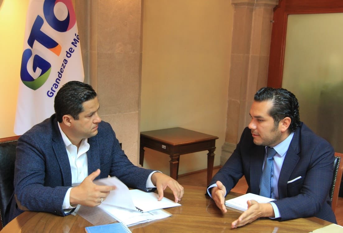 diegosinhue's tweet image. #Jerécuaro y sus familias son parte de la Grandeza de #GTO, por ello estamos trabajando en coordinación con el alcalde Luis Alberto Mondragón y revisamos obras importantes para el próximo año en el mpio. #GrandezaDeMéxico