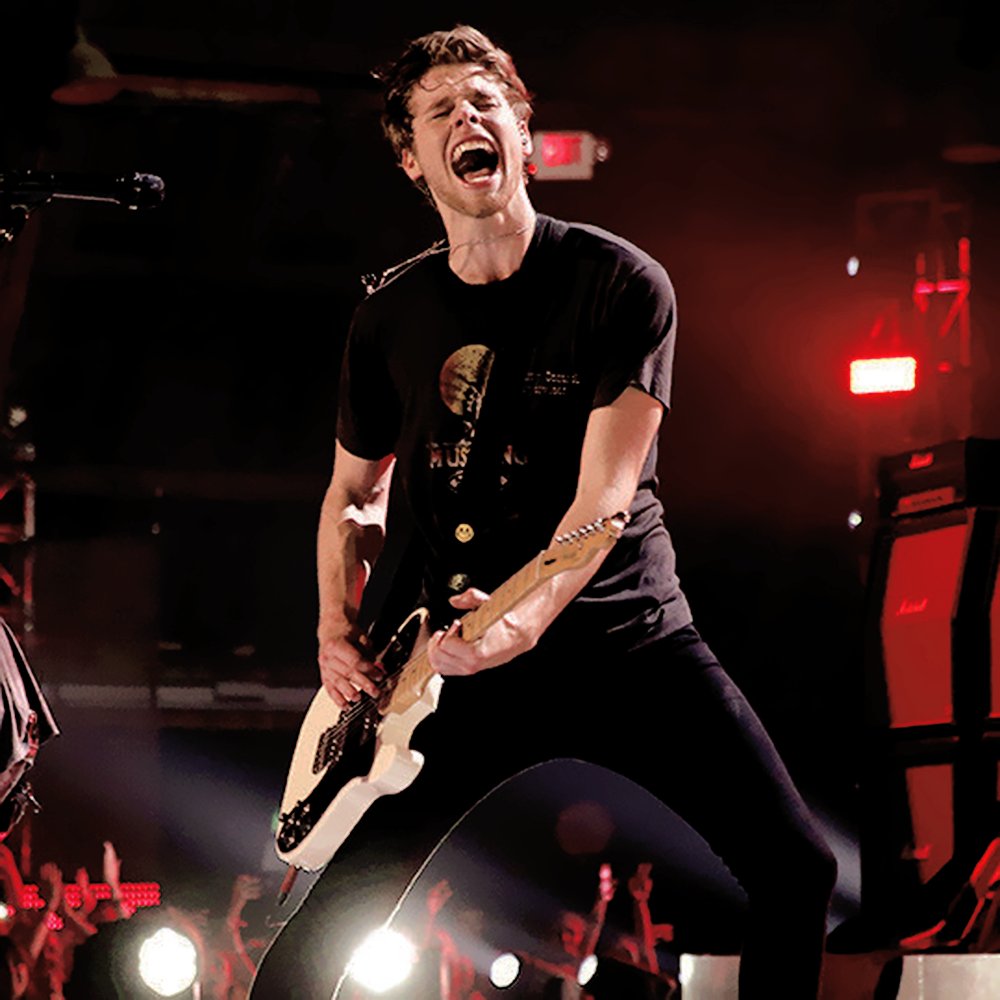 pzedxbones's tweet image. ➤┊ Don't want to be an American idiot, don't want a nation under the new media, and can you hear the sound of hysteria, the subliminal mind fuck America.