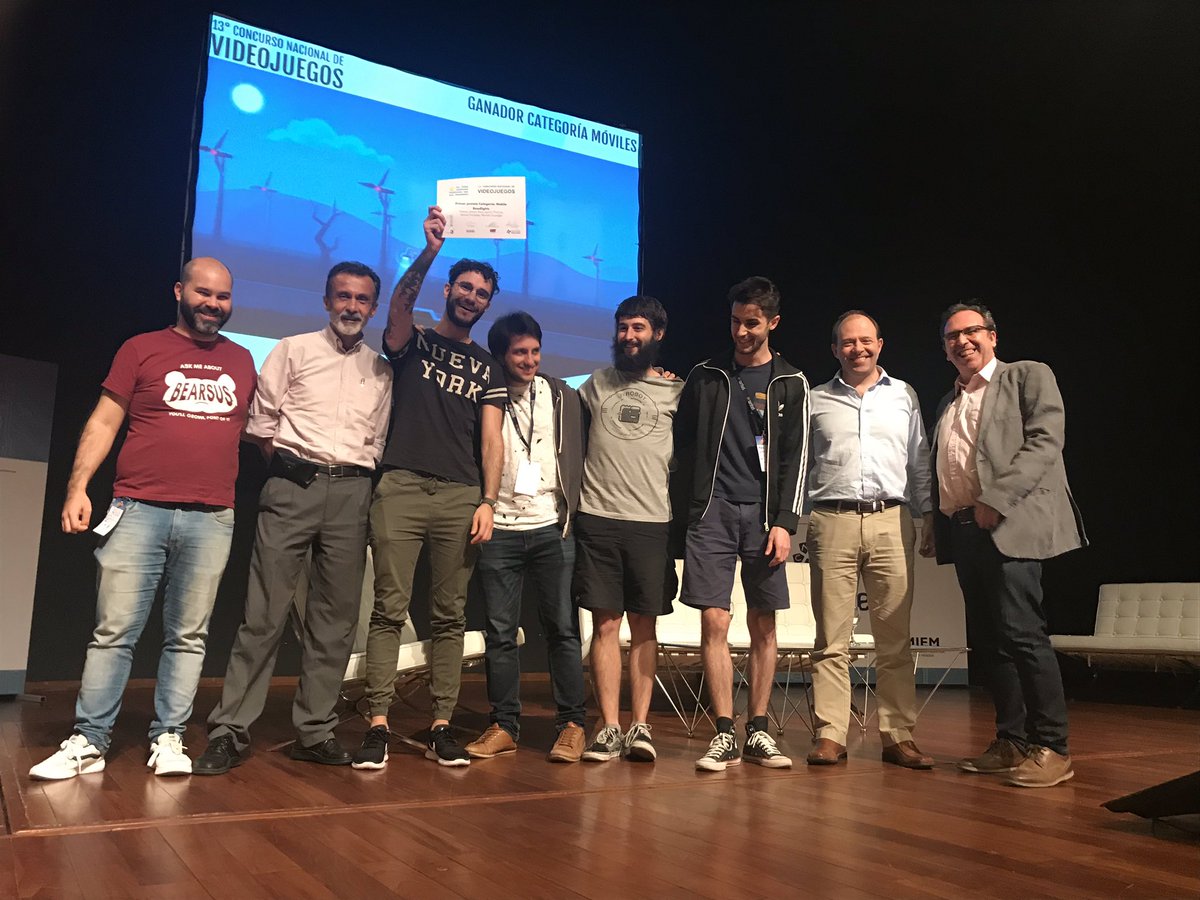 LEVEL_UY's tweet photo. Road lights de @PiedraAltaGames primer lugar categoría mobile del Concurso Nacional de Videojuegos #LevelUY18 #conavi13 https://t.co/WluR2CaP0W