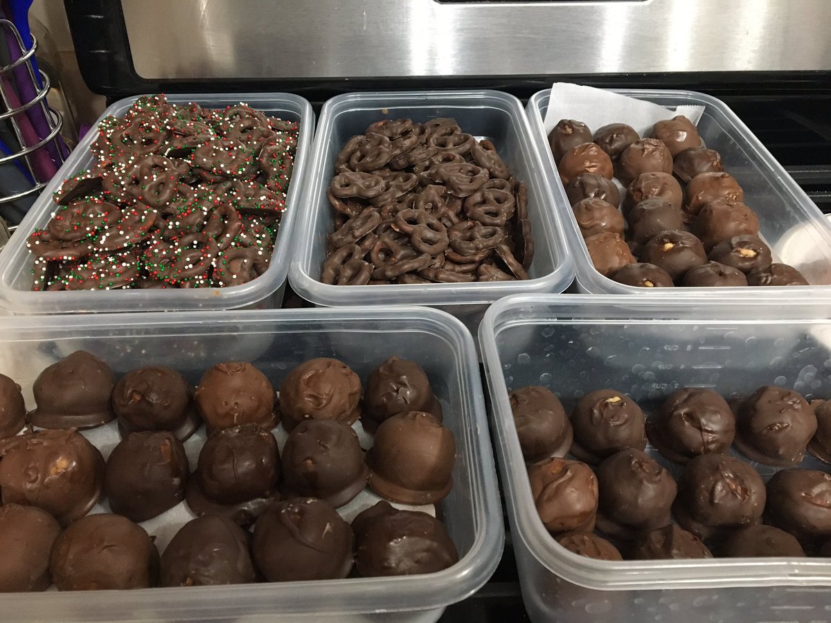 lorihensler's tweet image. That’ll do for today. 

#MakeALLtheThings