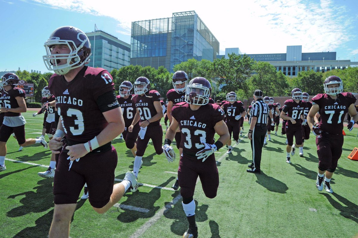 Blake14Curtin's tweet photo. Thankful to receive an offer to play at The University of Chicago #RollRoons https://t.co/nbYmJ51N2o
