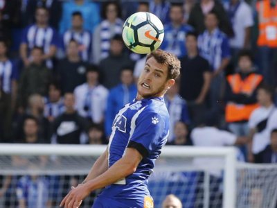 Este equipo de #LaLiga estaría dispuesto a pagar 4 millones para fichar a Ibai Gómez en el mercado invernal https://goo.gl/9CH3ao