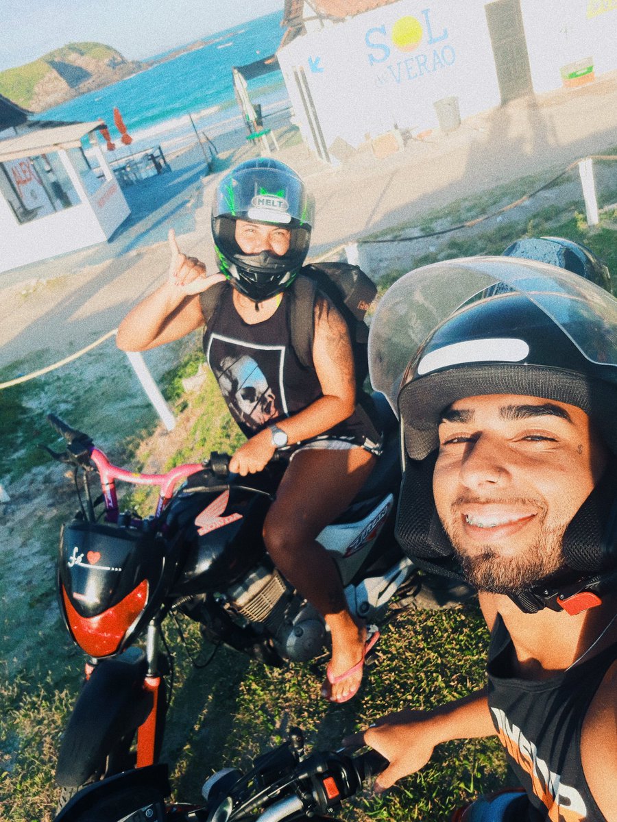 limalucasrs's tweet photo. De hoje 
@MaraFerraz11 
#trilha #praiana #solzin https://t.co/7amDsKSoMb