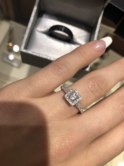 Uh so hubby 🔥🔥🔥😭😭😭 https://t.co/3lKh7urOdF<a href="/tag/chaturbate"class="tags"><span>#chaturbate</span></a>