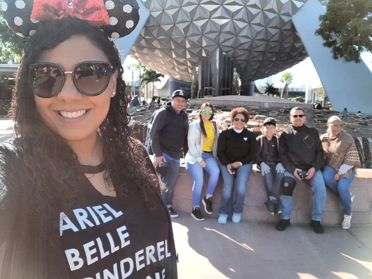 WandaHuertas's tweet image. #DisneyTime ✈💥❤ 2018
#ChristmasVacation 🎅🎆🎄