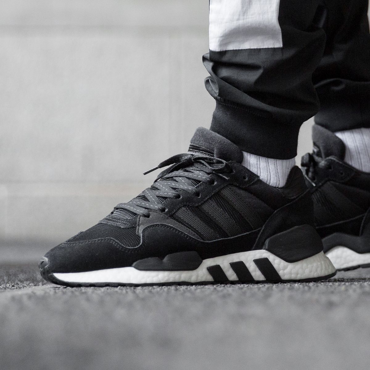 adidas zx 930 black