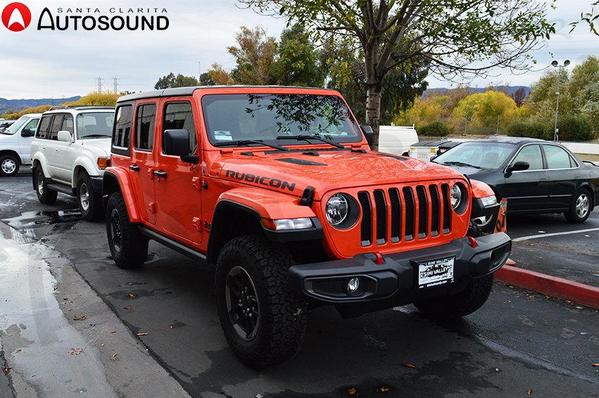 SC_AutoSound's tweet image. #JeepWrangler Getting Installation Done at #SantaClarita #AutoSound. Don't miss the Holiday sales, visit us for in store deals: 25845 Railroad Ave. Unit 10, Santa Clarita, CA 91350. We're open Mon-Sat, 9AM-6PM. 
..
#scvcars #cityofsantaclarita #scvca #santaclaritavalley