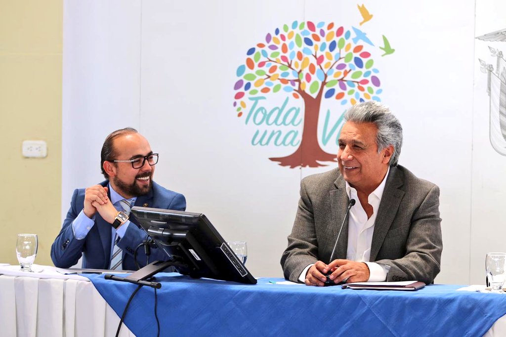 juandehowitth's tweet photo. Gracias señor Presidente @Lenin por la linda oportunidad que me dio para representarlo en Tungurahua, seguiremos trabajando y apoyando su gestión con la misma alegría y corazón como la que empezamos este camino con usted! #ElGobiernoDeTodos https://t.co/fpKge2OLKF