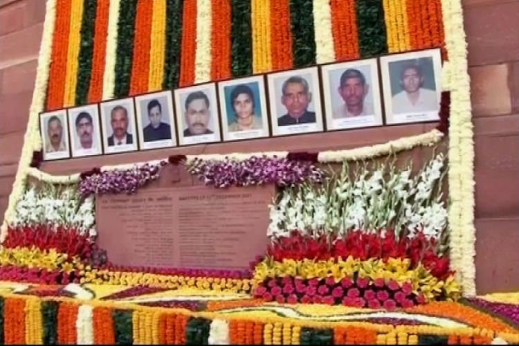 PRPMobility's tweet photo. Remembering the martyrs who sacrificed their lives in #ParliamentAttack 
#prpservices https://t.co/lZnVNGnx9O