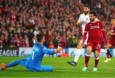 WorldCup_Winner's tweet photo. Amazing fact - Livepool scored mored goals to #AlissonBecker in 2018 than all than all the #EPL teams combined.
#Liverpool #Roma #LIVNAP #LIVROM #ROMLIV #LFC #YNWA #football #PremierLeague #PremierLeagueNaESPN #footballindex #footballfacts #MoSalah #Like #trending https://t.co/JspWa7eYI7