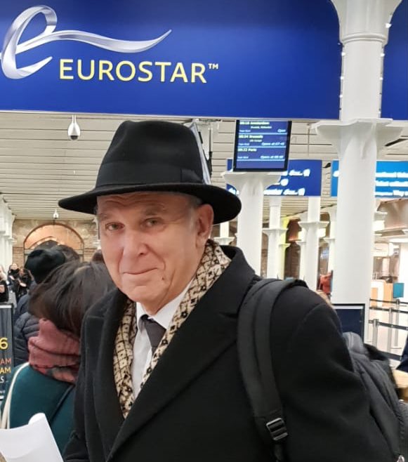 vincecable's tweet photo. After 6.40 interview with @bbcbreakfast, off to Brussels to meet @ALDEgroup leaders and PMs, briefing them on the deep instability in the UK govt and the growing movement for @peoplesvote_uk. EU leaders must know Brexit is not inevitable - majority in the UK now want to remain. https://t.co/NfQBvxp20x
