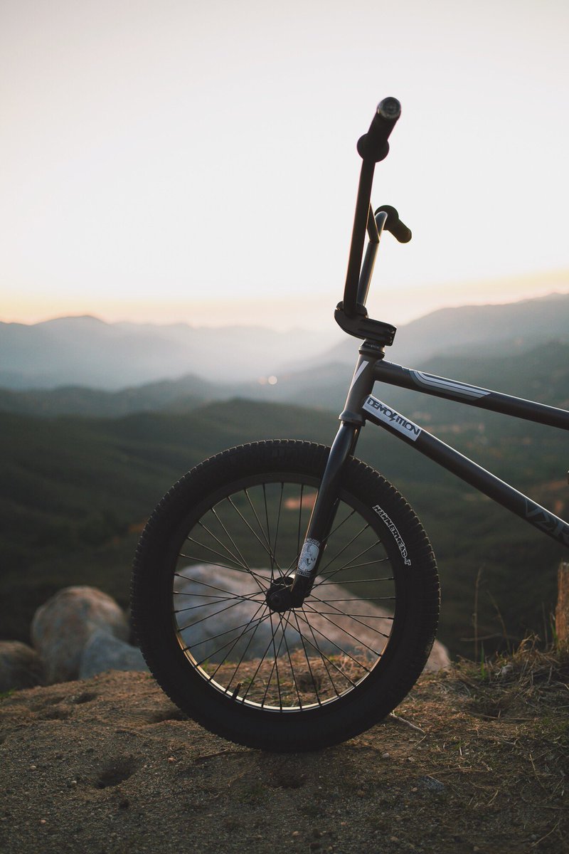 Matt_Cordova's tweet photo. Business in the front. Party all the time. @verdebmx #fidesframe out soon https://t.co/NTNUpa3qTK