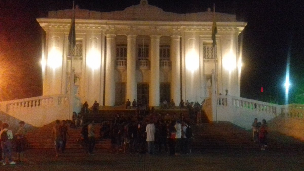 CastroMc1's tweet photo. Pra quem desacreditava  dos menor
Batalha do Palácio, Acre na cena #QuintaDetremuraSDV https://t.co/QlEWeMRwYU
