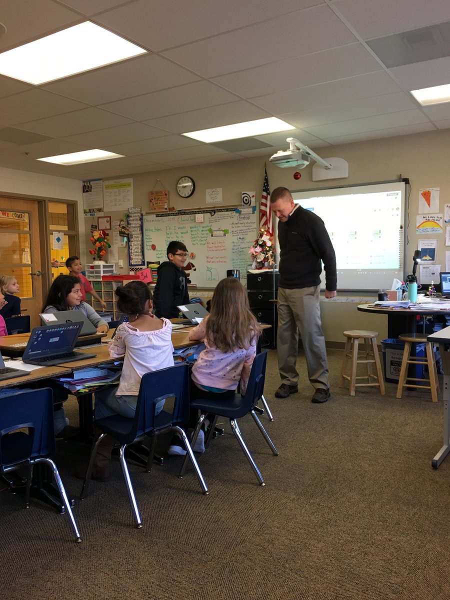 MrsKFisher1's tweet photo. Hour of coding with Mr. Awesome.  Makes my heart happy when kids that struggle excel while coding.  They come alive with excitement 🥰 https://t.co/0Dd3fnEBUR