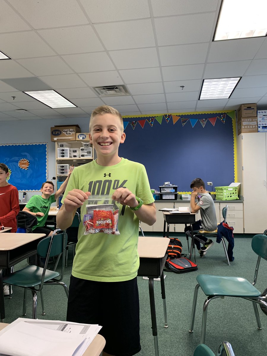 KClark_EIS's tweet photo. And the ticket goes to... #GoldenTicketWinner #TheresNoPlaceLikeCarroll #theresnoplacelikeEIS #eubanksintermediate #kindnessrocks https://t.co/pf1oHv6ot9