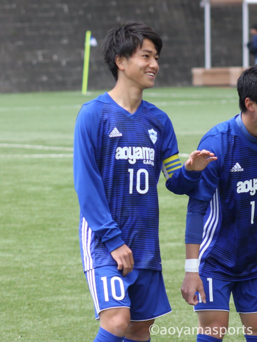青山スポーツ En Twitter サッカー 昨日 小泉佳穂選手のfc琉球への来季加入内定が発表されました 青学 大からは15年度卒の荒木大吾選手 現 ジュビロ磐田 以来 3年ぶりのjリーガー誕生となります 10番を背負った小泉選手の活躍に今後も注目です 青山スポーツ En Twitter サッカー 昨日 小泉佳穂選手のfc琉球への来季加入内定が発表されました 青学 大からは15年度卒の荒木大吾選手 現 ジュビロ磐田 以来 3年ぶりのjリーガー誕生となります 10番を背負った小泉選手の活躍に今後も注目です