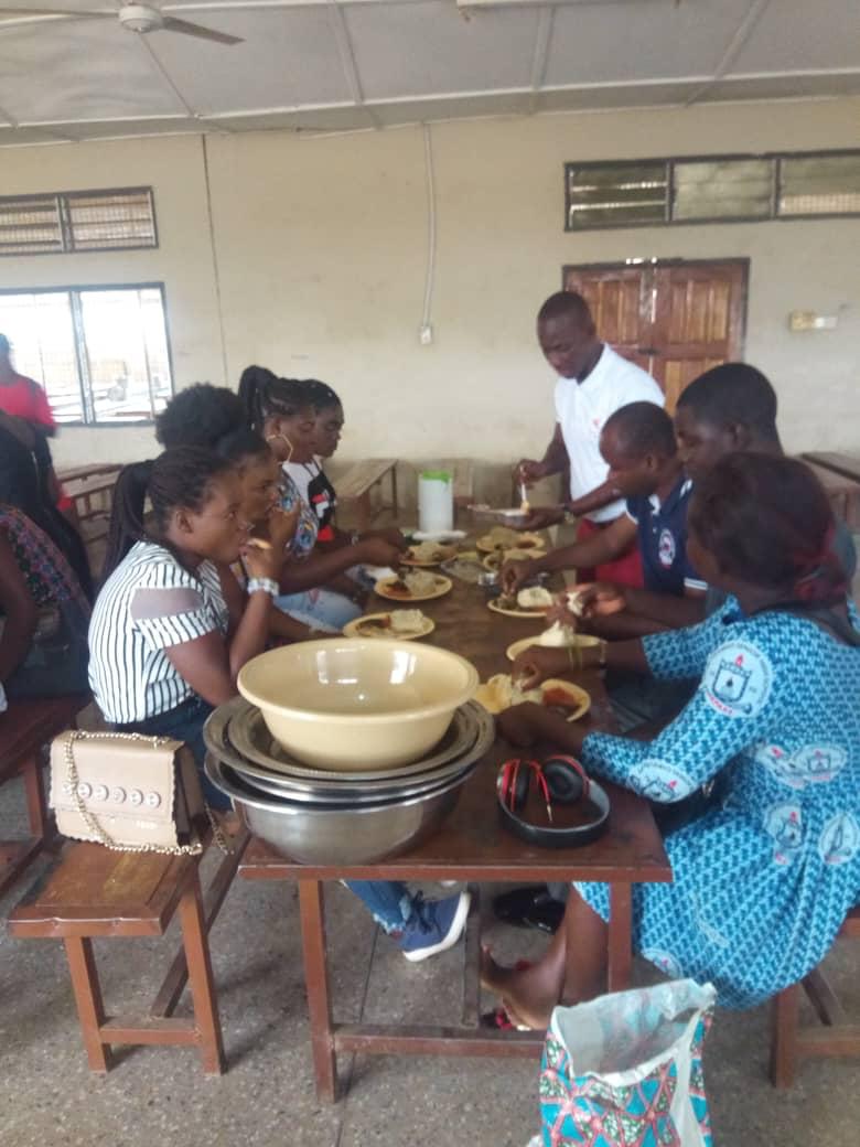 JaposaOfficial's tweet photo. The population is growing. The school that could admit not more than 1,000 students is now giving admission to over 3,000 students. GET YOURSELF AN ''Akyeame"... AKYEAME- "AKASAMAFO" https://t.co/XkfcauA6Vb